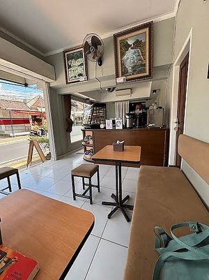 Cozy & Friendly - Price match the quality

Warma Vegie Bakery & Coffee Shop - Ubud, Bali at WARMA - Vegie Bakery & Coffee Shop in Ubud