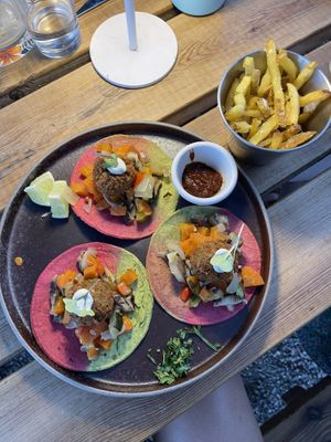 Tacos de falafel  at Rosarito Cafe in L Hospitalet De L Infant