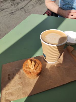 Coffee and banana cake at Copenhagen Coffee Lab - Baixa in Lisbon