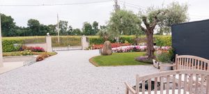 GARDEN AND PARKING at Casa Autunno in Monzambano
