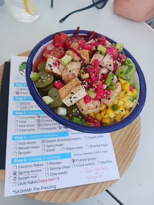 The tofu poke bowl, which was mainly rice & lettuce at Olla Beach Bar in Altea