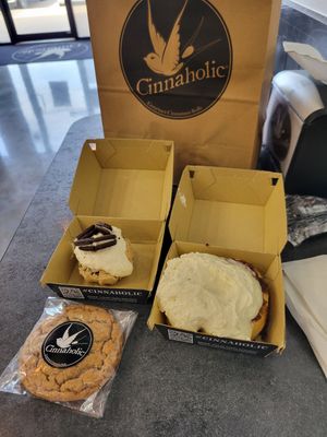 Delicious 100% plant based bakery! The ladies were very nice that worked there. at Cinnaholic in Mesquite