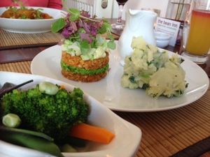 The Bean Inn - Cashew and Brazil Nut Loaf (roast dinner) at The Bean Inn in St Ives