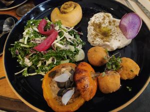 Assiette brunch at Hododa in Marseille