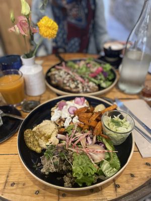 Savoury dish at brunch that changes every week   at Hododa in Marseille
