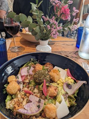 Bol hododa at Hododa in Marseille