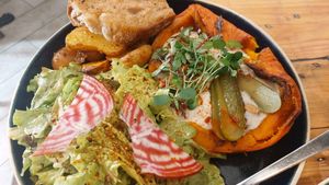  at Hododa in Marseille