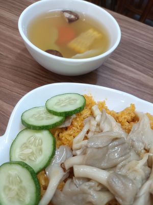  at Lian Hua Vegetarian in Hanoi