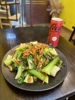 Rice noodle pillows  at Lian Hua Vegetarian in Hanoi