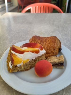 Breakfast : dolce vita vegana at RistoVegan at Hotel Sylva in Cattolica