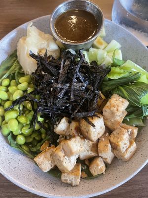“Sushi bowl” -tofu  at The Edgy Vedge in George Town