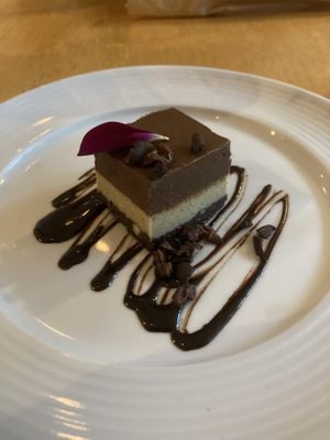 Madamoiselle laranja dessert  at La Rouge in Porto Alegre