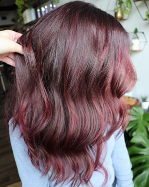 look by Leigh-Ann at Bee Kind Studio in Manasquan