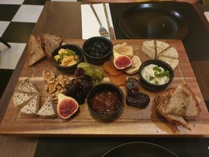 Cheese board at Vegan Bistró in Mallorca