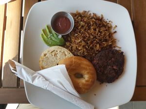 Hashbrowns, beet patty and bagel and jam (veg cream cheese not shown) at Klippers Marketplace and Cafe in Cawston