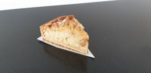 Apple pear cake at Antoinette in Antwerpen