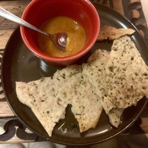 crackers with a spicy sauce   at Los Padmitos in Tumbaco