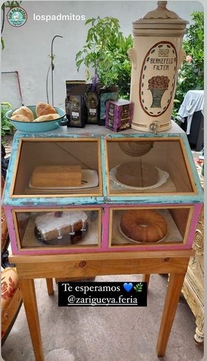 Tortas  mango, chocolate, frutos rojos,zanahoria at Los Padmitos in Tumbaco