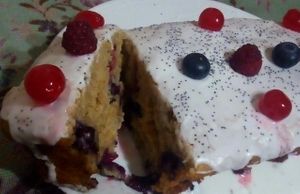 Torta vegana de frutos rojos at Los Padmitos in Tumbaco