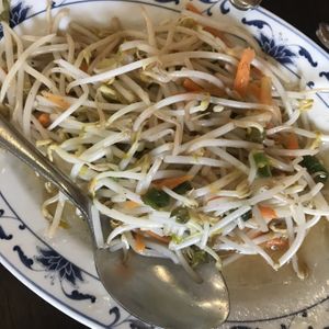 Soy sprouts  at Ristorante Cinese Long Da in Cuorgne