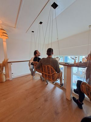 You can have a swinging time here, while enjoying delectable vegan morsels at Tjorvi‘s in Kiel