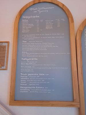   at Tjorvi‘s in Kiel