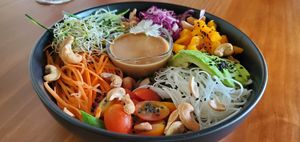 Bali Salad at Gratitud in San Isidro De El General