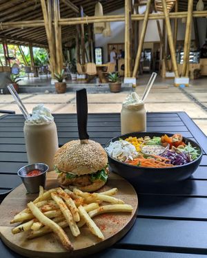  at Gratitud in San Isidro De El General