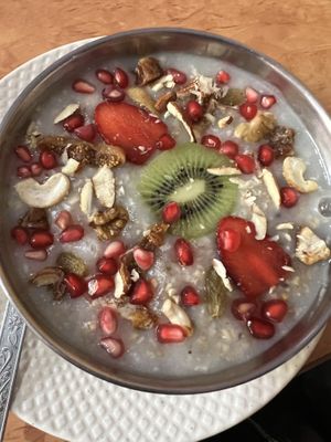 Porridge bowl   at Honey and Spice in Pushkar