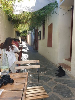 The cute alley where you can eat at Can Shelabi Restaurant in Cadaques