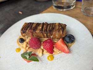 Vegan handmade sneaker at Etna in Divaca