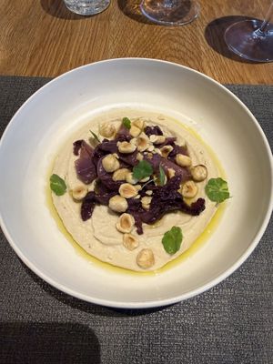 White beans hummuss  at Etna in Divaca