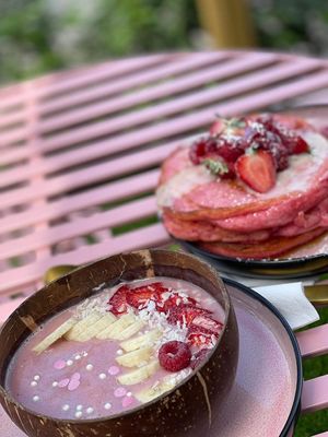 In the pink, pink protein pancakes and pink protein smoothie bowl  at The Happy Shroom in Gloucester