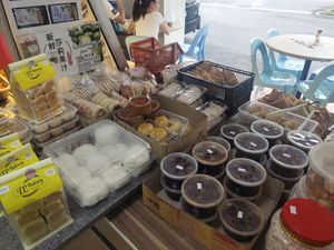 Local dim sum etc at New Foochow Vegetarian Food in Kuching