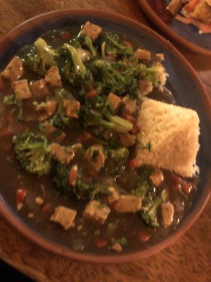 Brokkoli with tofu for 18 Sol  at El Encuentro - Tigre in Cusco