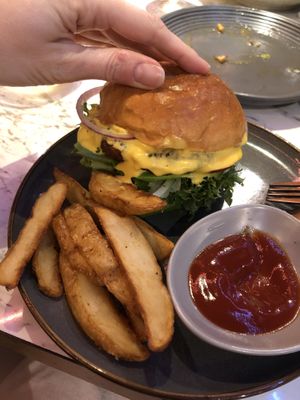 Cheeseburger (forgot which one)  at Vegan Amore 蔬慕 in Taipei