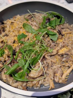 Creamy mushroom truffle risotto at Vegan Amore 蔬慕 in Taipei