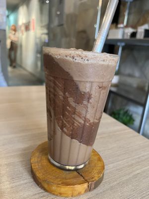 Moca chocolate avelã   at Caneca Café in Sao Paulo