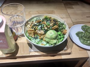 Bowl at POKAWA in Pau