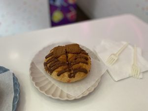 Lotus biscuit.  at Divina Berlina in Tenerife