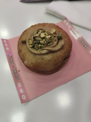 Berlina de crema de pistacho #Veganuary at Divina Berlina in Tenerife