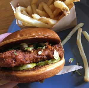 Deluxe hot n’ crispy chick’n  at Hart House - Sepulveda in Los Angeles