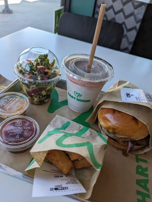  at Hart House - Sepulveda in Los Angeles