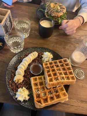 Waffle Deluxe  at Heaven's Kitchen in Stuttgart