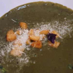 creamy spinach soup at Pink Lettuce in Chester
