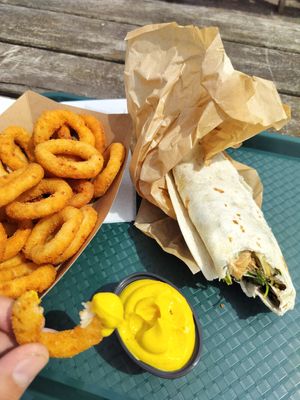 Gyros wrap with onion rings at WeGoOn in Groningen