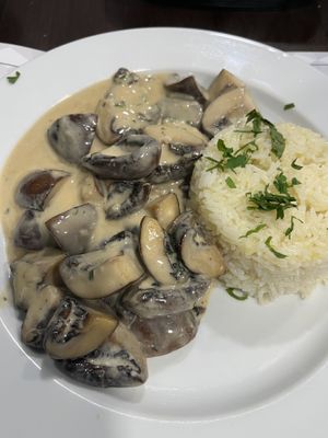 mushroom stroganoff with rice  at Sal Grosso in Sao Miguel