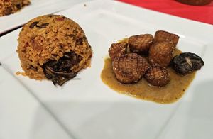 King oyster mushroom scallops, arroz mamposteao at Casa Borinqueña in San Francisco