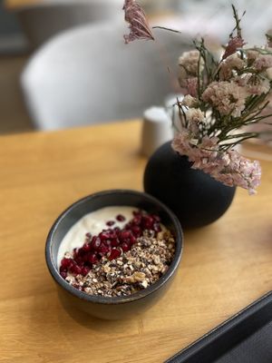   at KOOS Bowls & Bar in Munich