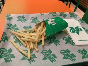 Chips (GF)  at Oowee Vegan in Brighton